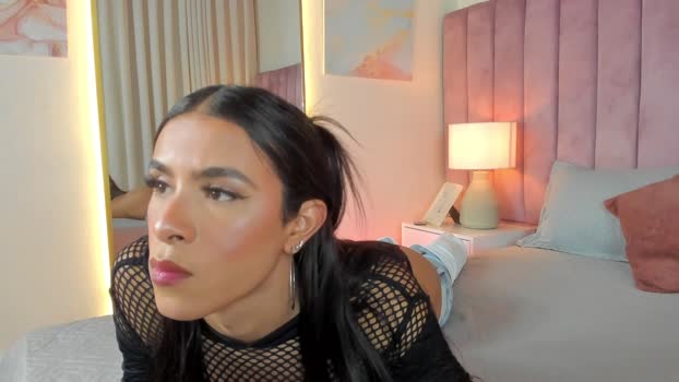 aleja_arango sweet Webcam SHOW @ Chaturbate 02-11-2024