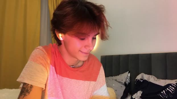 k0sta_32 sexymale Webcam SHOW @ Chaturbate 02-11-2024