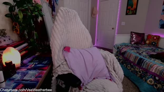 veeweatherbee prettyface Webcam SHOW @ Chaturbate 04-11-2024