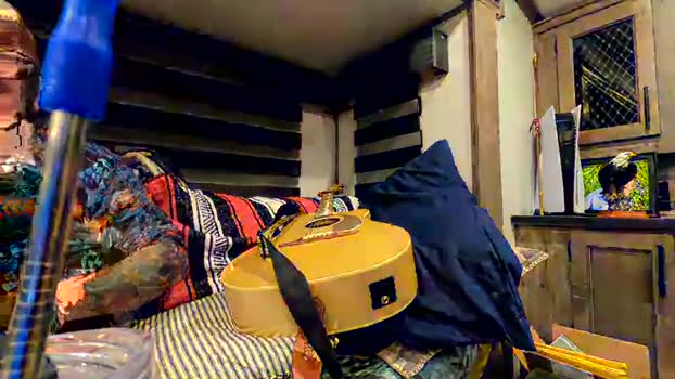 crideit kissing Webcam SHOW @ Chaturbate 05-11-2024