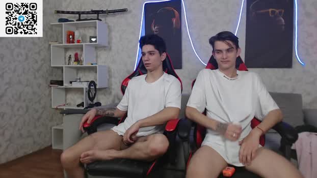 sunny_dan show Webcam SHOW @ Chaturbate 05-11-2024