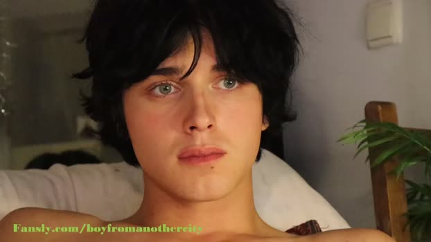 boyfromanothercity legs Webcam SHOW @ Chaturbate 05-11-2024