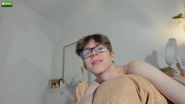 tuz94 bicurious Webcam SHOW @ Chaturbate 05-11-2024