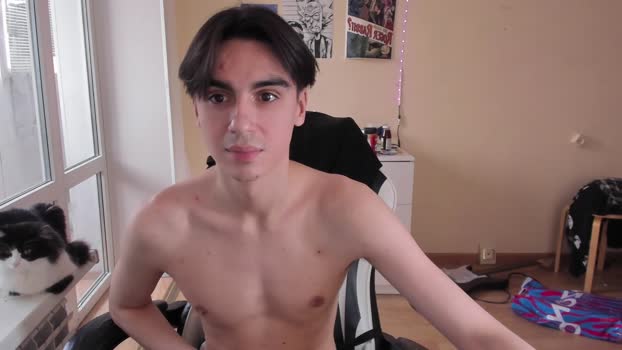 stralght_twinks toys Webcam SHOW @ Chaturbate 11-11-2024