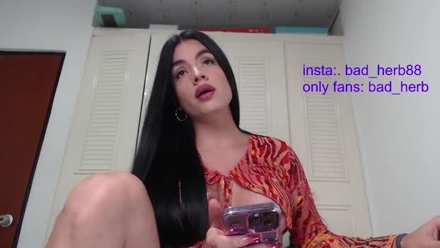 _real_bad_herb suck Webcam SHOW @ Chaturbate 12-11-2024