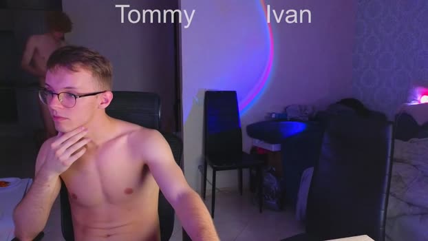bigmaxd1ck lovense Webcam SHOW @ Chaturbate 13-11-2024