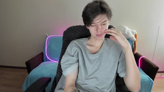 guy_liam1 bigtoys Webcam SHOW @ Chaturbate 14-11-2024