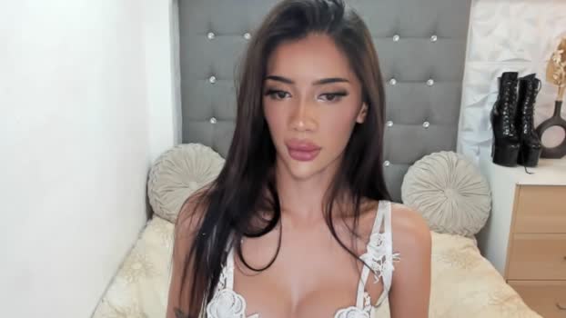trixieemerald Video Webcam SHOW @ Chaturbate 16-11-2024