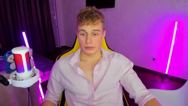 kurt_hanssen bigass Webcam SHOW @ Chaturbate 16-11-2024