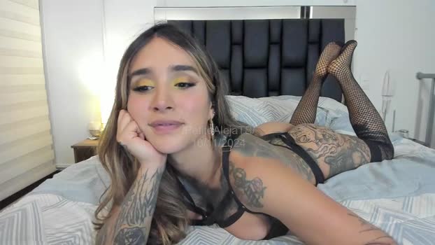 petitealejats spanking Webcam SHOW @ Chaturbate 16-11-2024
