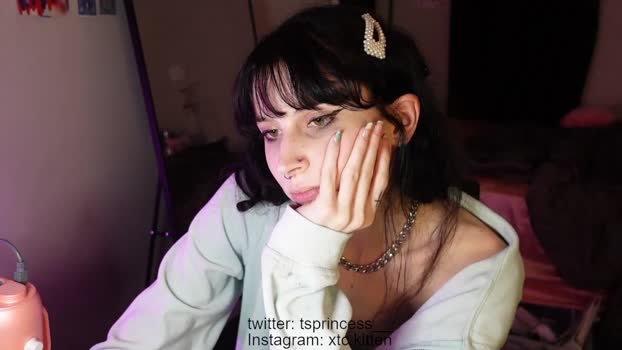 lillith_xoxo fuckme Webcam SHOW @ Chaturbate 17-11-2024