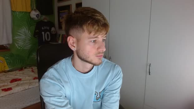 freddy_star jerking Webcam SHOW @ Chaturbate 19-11-2024