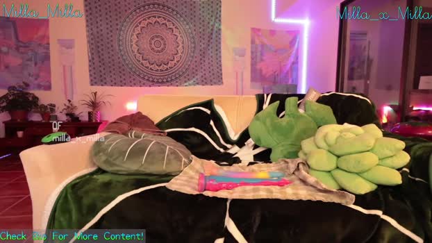 milla_milla hot Webcam SHOW @ Chaturbate 21-11-2024