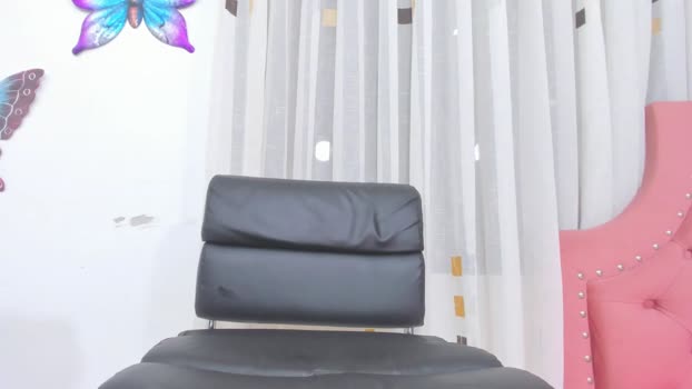 steila_rochefort toys Webcam SHOW @ Chaturbate 22-11-2024