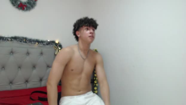 eli_latin hot Webcam SHOW @ Chaturbate 29-11-2024