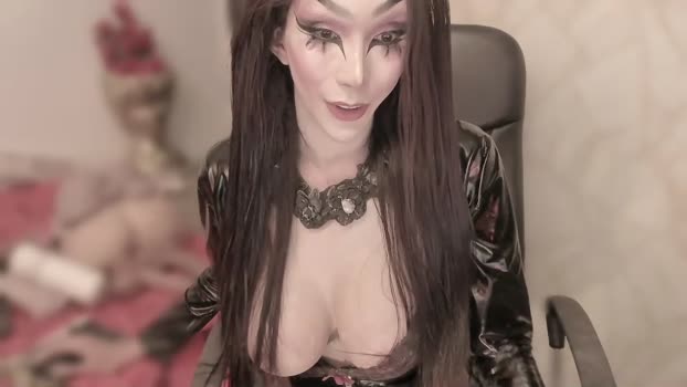 queenmaniacts lickass Webcam SHOW @ Chaturbate 29-11-2024