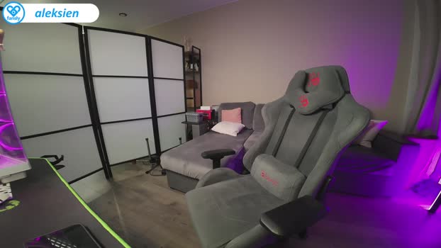 maygly fuckface Webcam SHOW @ Chaturbate 01-12-2024