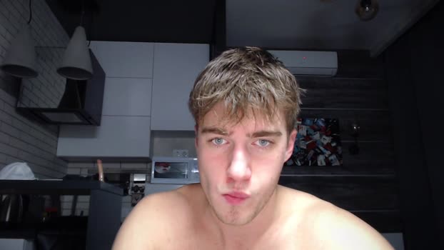 megamaxxxl play Webcam SHOW @ Chaturbate 03-12-2024