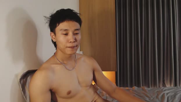 chan_pak big Webcam SHOW @ Chaturbate 05-12-2024
