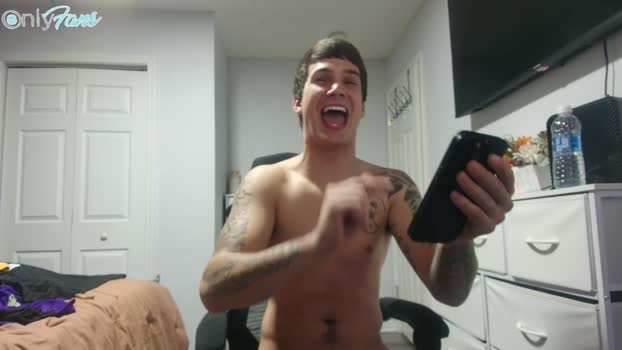 itzbrodyking Porn Webcam SHOW @ Chaturbate 05-12-2024