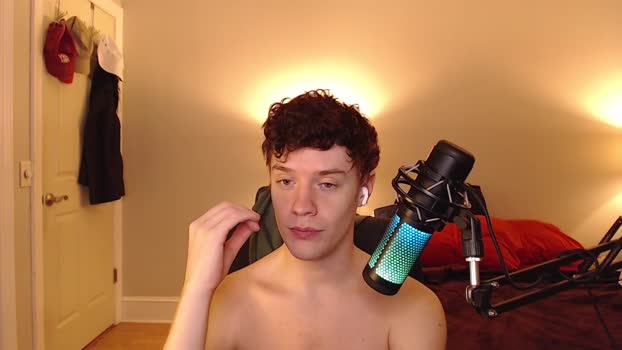 ironthud fingers Webcam SHOW @ Chaturbate 06-12-2024