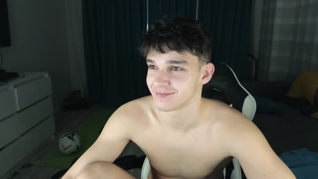 james_friends Nude Webcam SHOW @ Chaturbate 06-12-2024