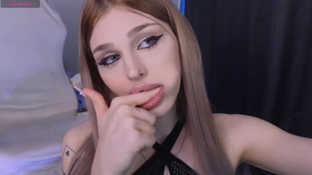 smanuna kiss Webcam SHOW @ Chaturbate 06-12-2024
