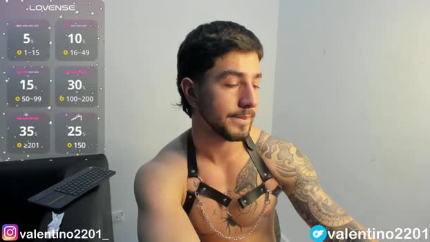 valentino2201 spank Webcam SHOW @ Chaturbate 07-12-2024