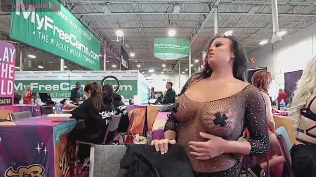 mrskellypierce yummy Webcam SHOW @ Chaturbate 07-12-2024