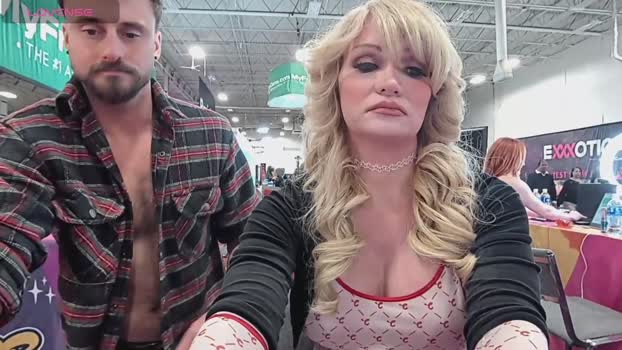 mrskellypierce deep Webcam SHOW @ Chaturbate 08-12-2024