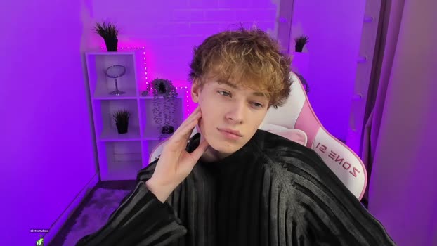 ginger_piece dirty Webcam SHOW @ Chaturbate 11-12-2024