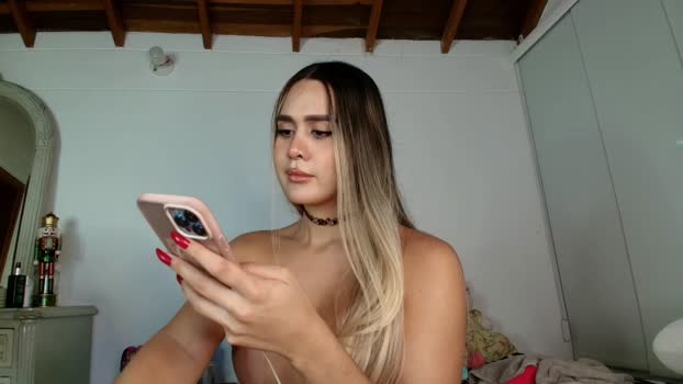 marihana_one1 Recorded Webcam SHOW @ Chaturbate 11-12-2024
