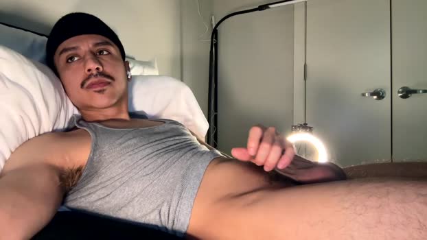 xmomentumx Show Webcam SHOW @ Chaturbate 10-12-2024