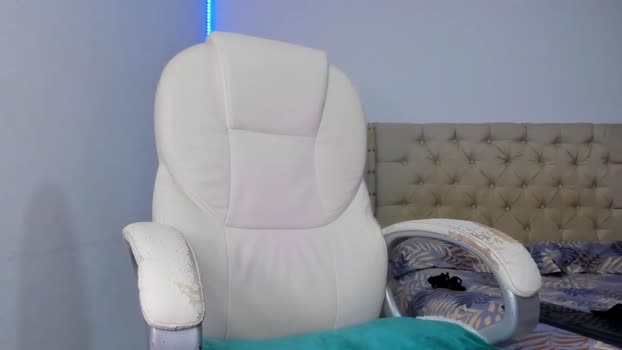 goddess_ariluz prettyface Webcam SHOW @ Chaturbate 12-12-2024