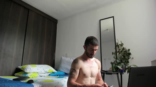 alejandro_bigcock suck Webcam SHOW @ Chaturbate 14-12-2024