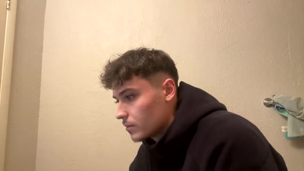 yungstudbev Topless Webcam SHOW @ Chaturbate 15-12-2024