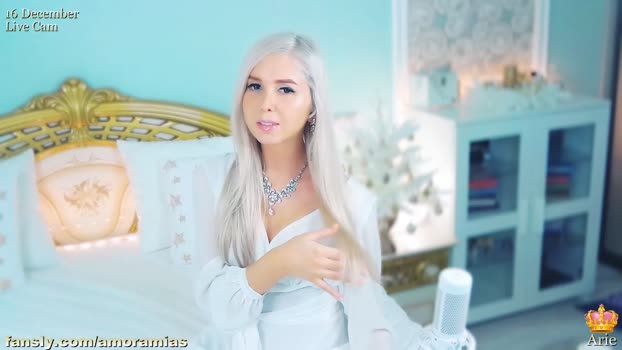 amoramias playtime Webcam SHOW @ Chaturbate 16-12-2024