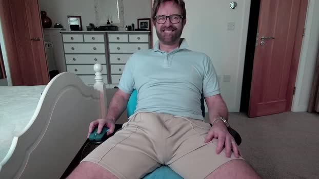 bradley77777 toy Webcam SHOW @ Chaturbate 17-12-2024