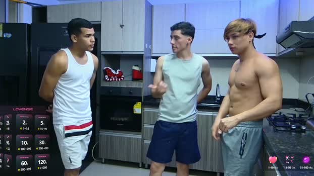 boysgang_sex suck Webcam SHOW @ Chaturbate 19-12-2024