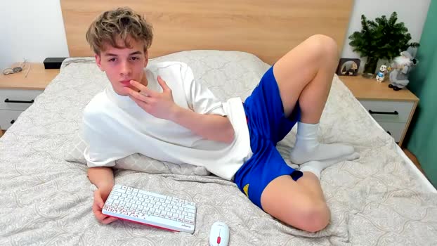 lanny_fandi horny Webcam SHOW @ Chaturbate 20-12-2024