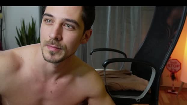 mrgreeneyes01 fuckass Webcam SHOW @ Chaturbate 23-12-2024
