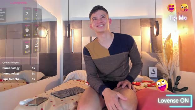 yizus_bonz Pretty Webcam SHOW @ Chaturbate 25-12-2024