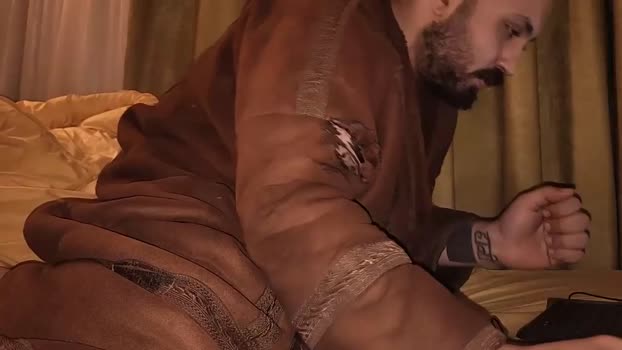 arab_gay_bear bicurious Webcam SHOW @ Chaturbate 28-12-2024