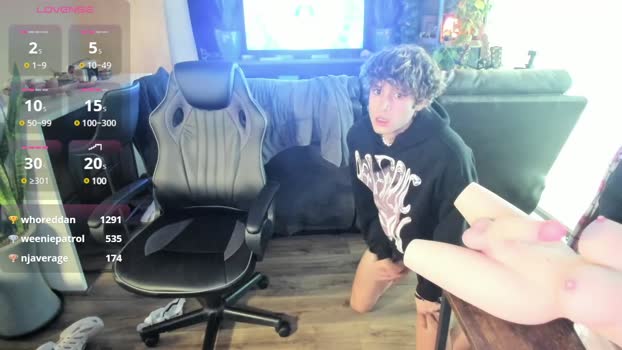 bashful4200 kiss Webcam SHOW @ Chaturbate 28-12-2024
