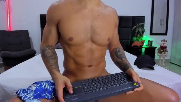 alexander_martines lick Webcam SHOW @ Chaturbate 30-12-2024