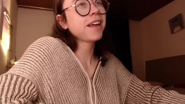 emily_pearl_ spanking Webcam SHOW @ Chaturbate 01-01-2025