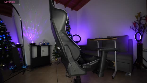 mrlouiss Video Webcam SHOW @ Chaturbate 01-01-2025
