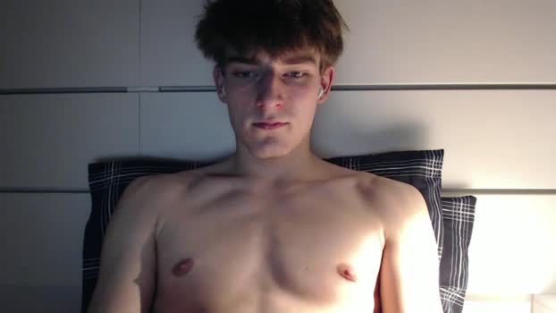 pepito1083 legs Webcam SHOW @ Chaturbate 01-01-2025