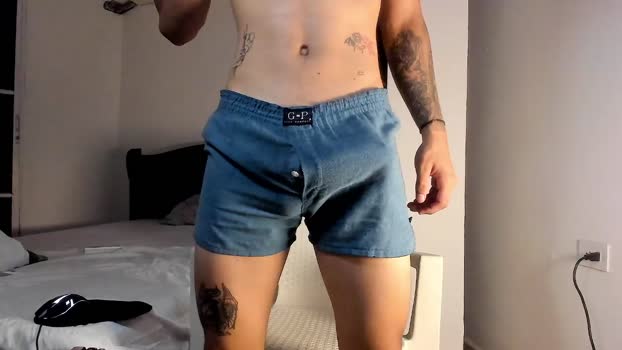 snakebutterfly prettyface Webcam SHOW @ Chaturbate 02-01-2025