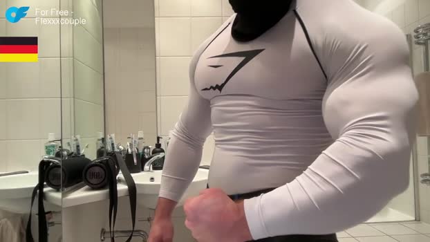 flexxxcouple striptease Webcam SHOW @ Chaturbate 02-01-2025